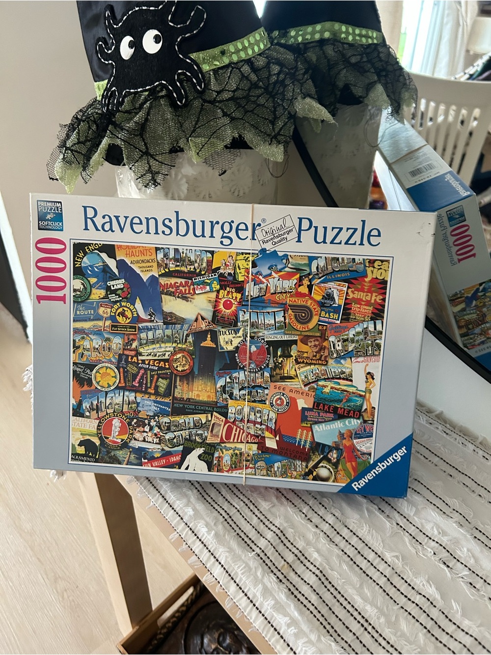 Ravensburger Road Trip USA 1000-Piece Jigsaw Puzzle